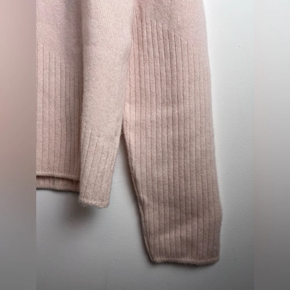 Vintage Paul Stuart Cashmere Sweater - Picture 3 of 10